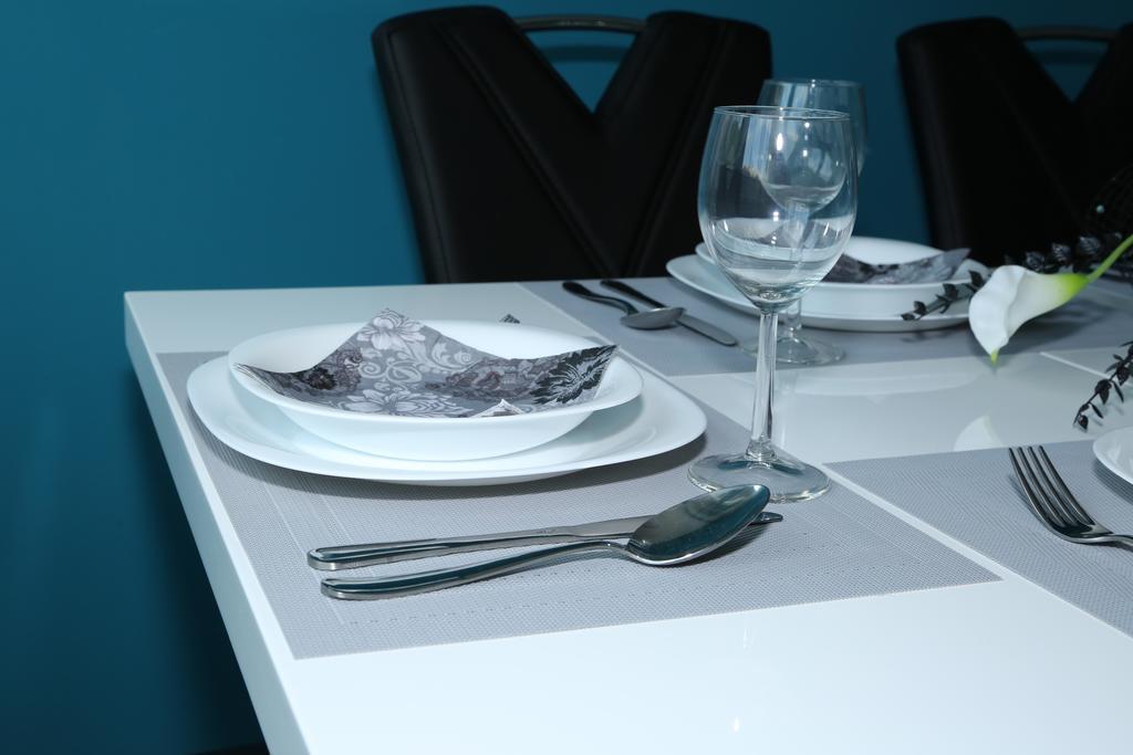 Szofi Apartman ハイデゥソボスロー エクステリア 写真