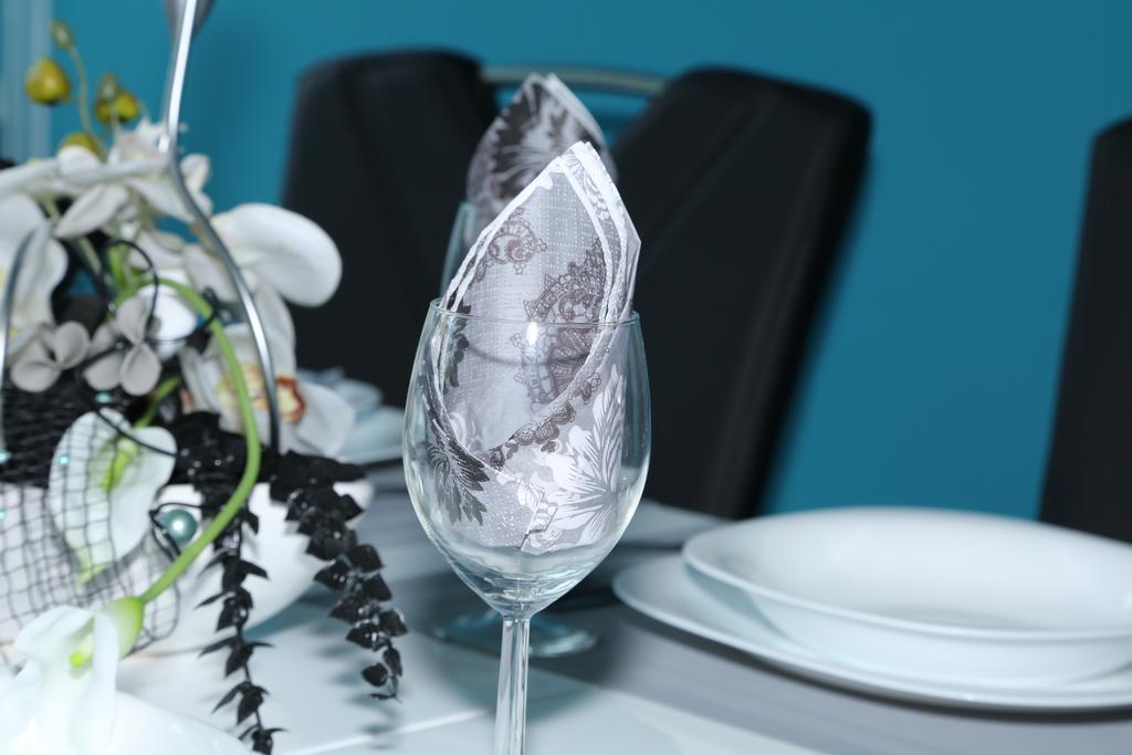 Szofi Apartman ハイデゥソボスロー エクステリア 写真